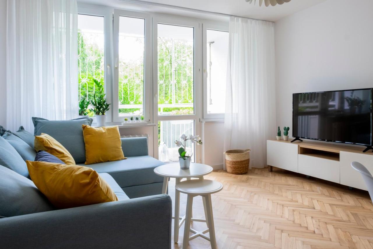 Cristine Apartment Варшава Экстерьер фото