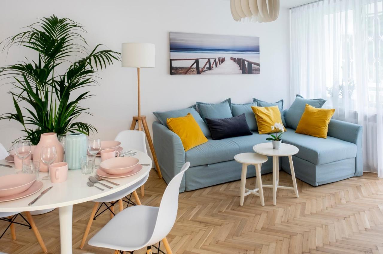 Cristine Apartment Варшава Экстерьер фото