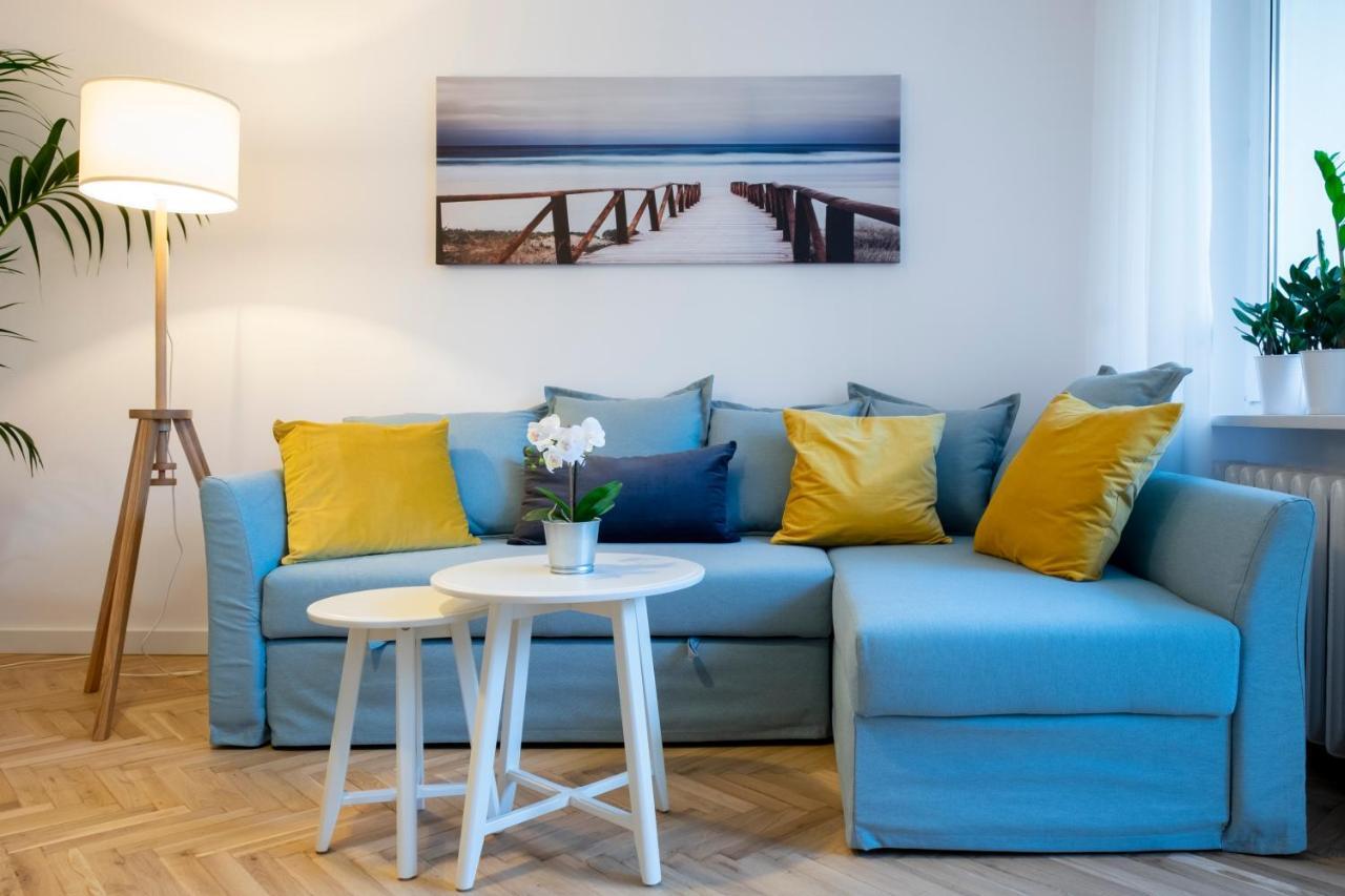 Cristine Apartment Варшава Экстерьер фото
