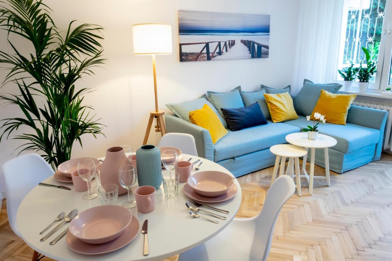 Cristine Apartment Варшава Экстерьер фото